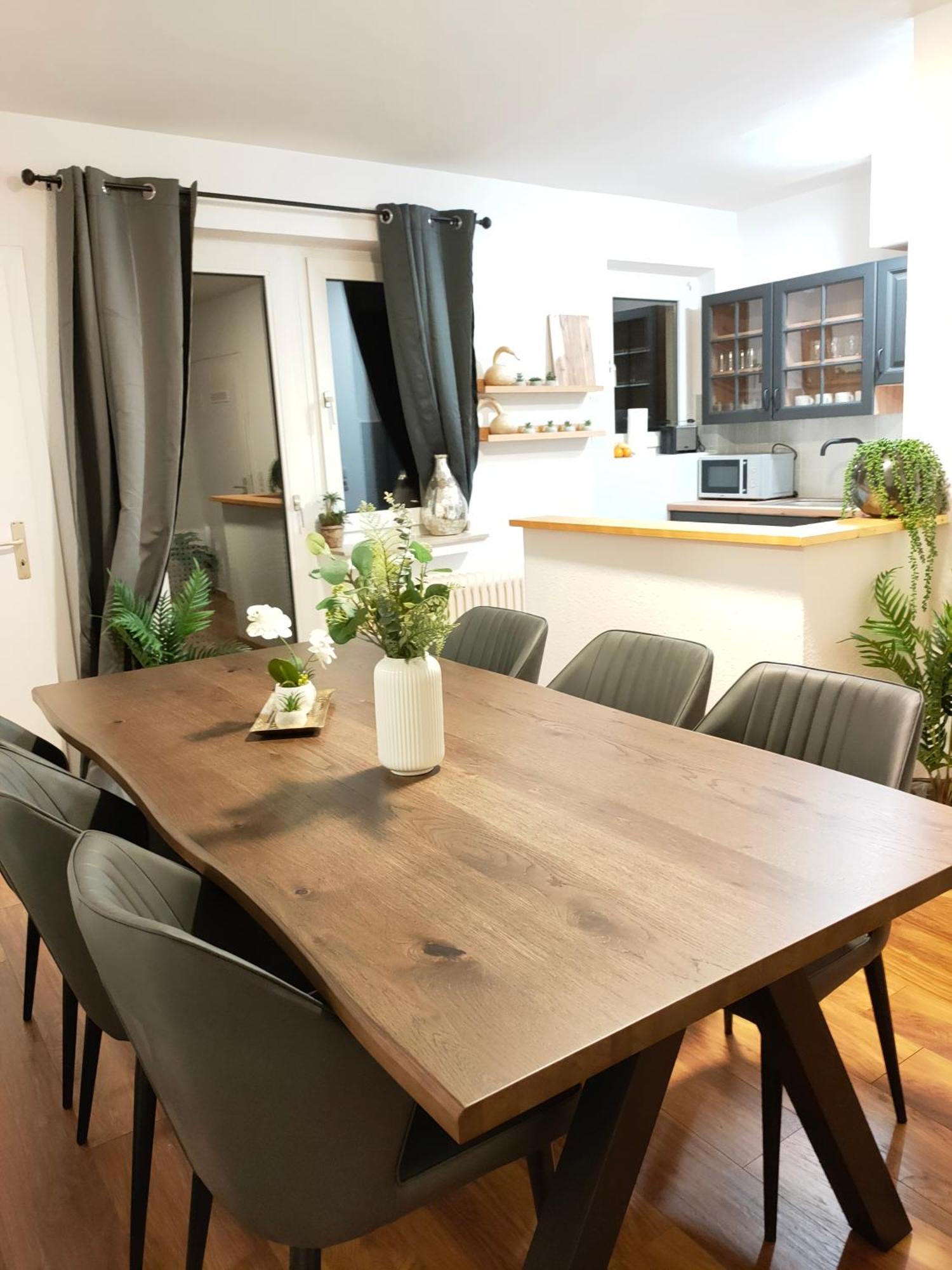 Large - Modern & Fully Equipped - Near Fair Appartement *